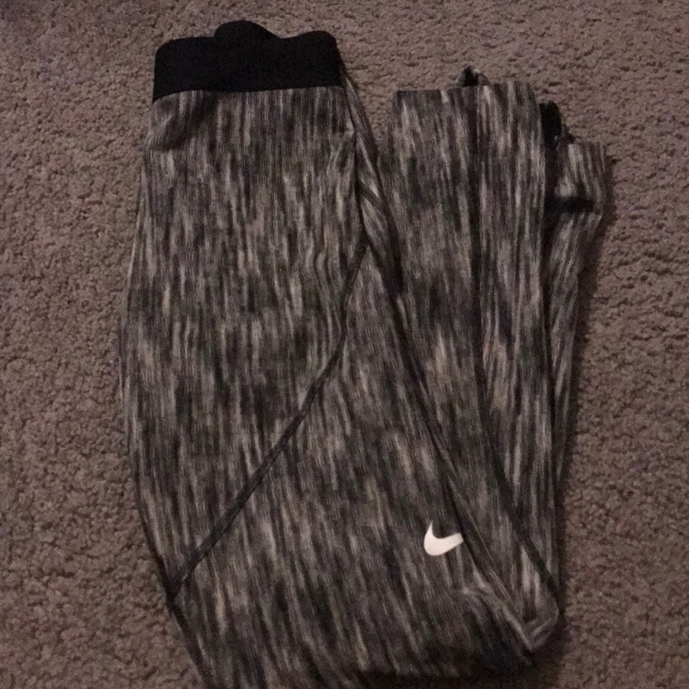 Nike leggings